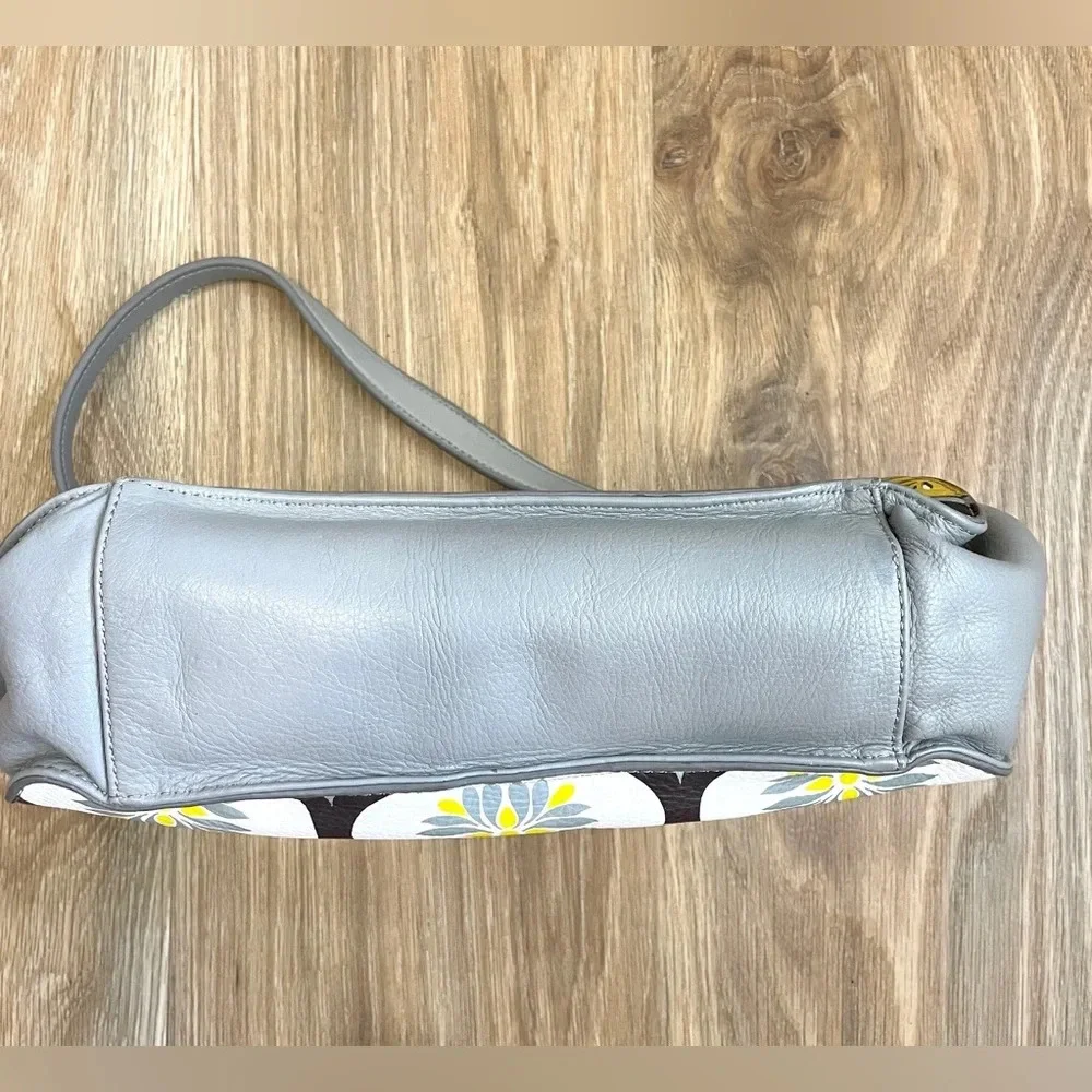 Petunia Pickle Bottom Marmalade Fondant Cake Cameo Clutch Purse Bag Women's Gray